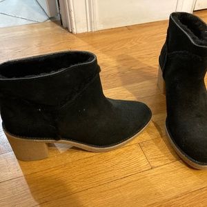UGG Kasen Suede Lines Bootie - New - Womens Size 9.5